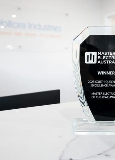 MasterElectricianoftheYearWinner-VoltoraIndustries-380x527